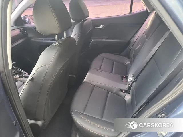 Kia Stonic 2018 Синий из Кореи, фото 3