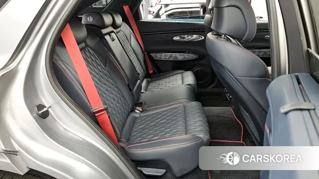 Genesis GV70 2022 Серебряный из Кореи, фото 3