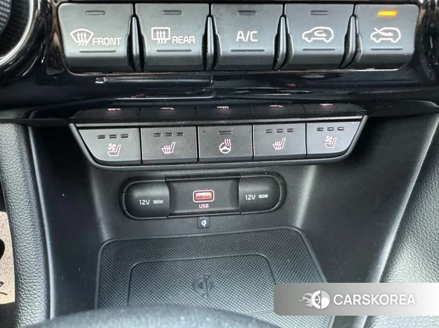 Kia Sportage The Bold 2021 Белый из Кореи, фото 3