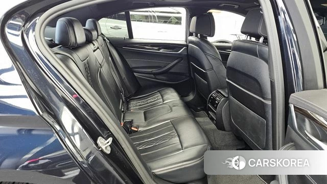 BMW 5 Series (G30) 2021 Черный из Кореи, фото 3