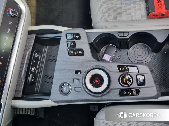 Kia Sportage 5th Generation 2023 Белый из Кореи, фото 3