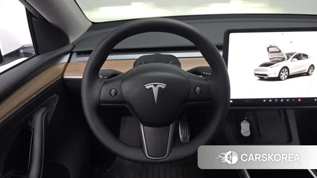 Tesla Model Y 2024 Белый из Кореи, фото 3