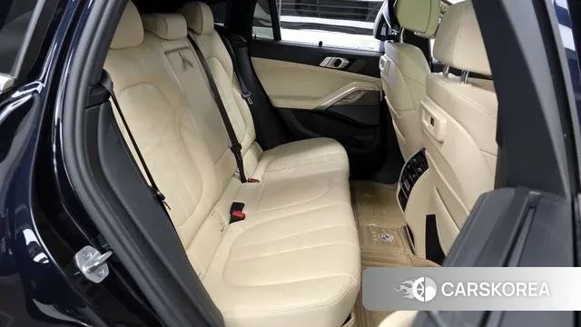 BMW X6 (G06) 2021 Черный из Кореи, фото 3