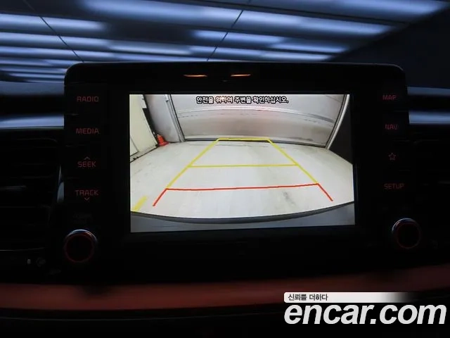 Kia Stonic 2018 Белый из Кореи, фото 3