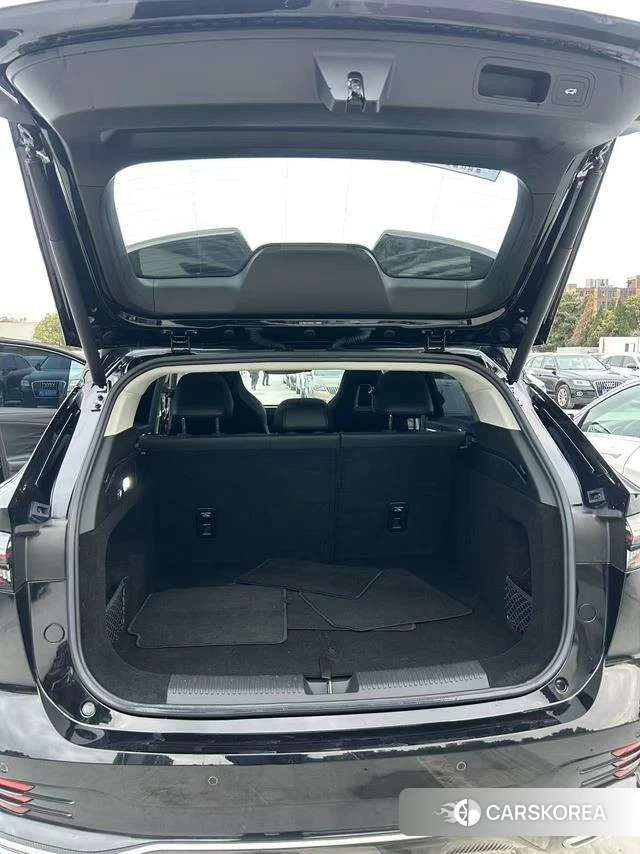 Roewe eRX5 2022 Черный из Китая, фото 3