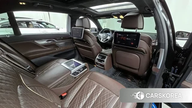 BMW 7 Series (G11) 2020 Черный из Кореи, фото 3