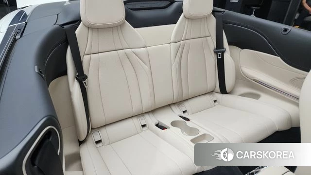 Mercedes-Benz CLE-Class C236 2025 Белый из Кореи, фото 3
