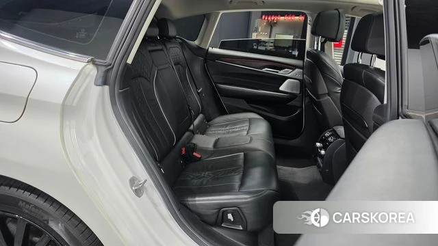 BMW 6 Series GT (G32) 2018 Белый из Кореи, фото 3