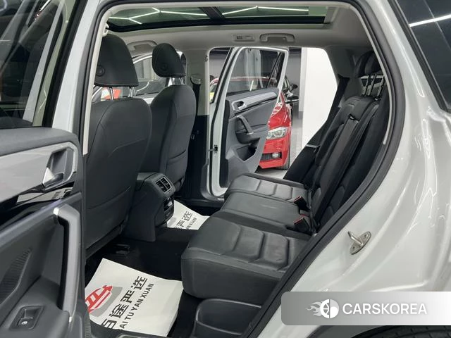 Volkswagen Tanyue 2022 Белый из Китая, фото 3