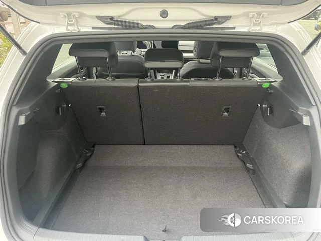 Volkswagen Golf 2025 Белый из Китая, фото 3