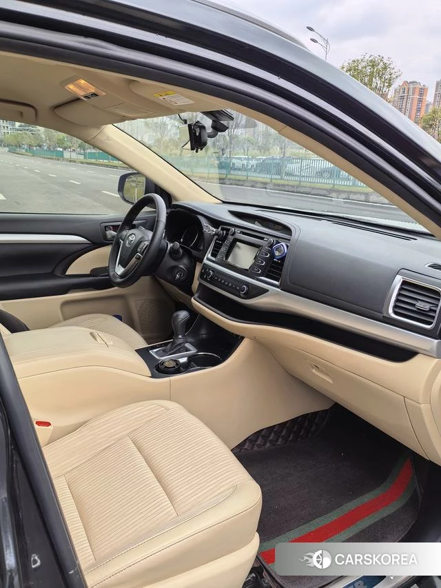 Toyota Highlander 2021 Черный из Китая, фото 3