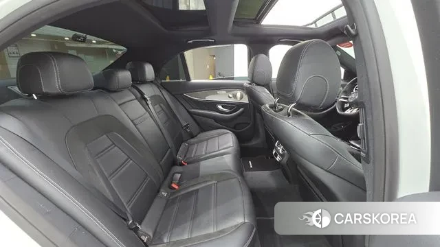 Mercedes-Benz E-Class W213 2021 Белый из Кореи, фото 3