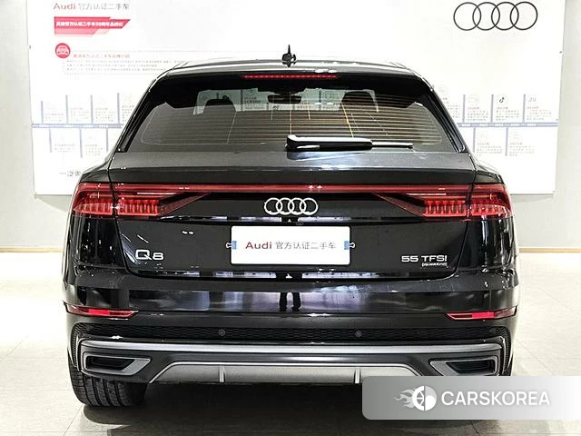 Audi Q8 2024 Черный из Китая, фото 3