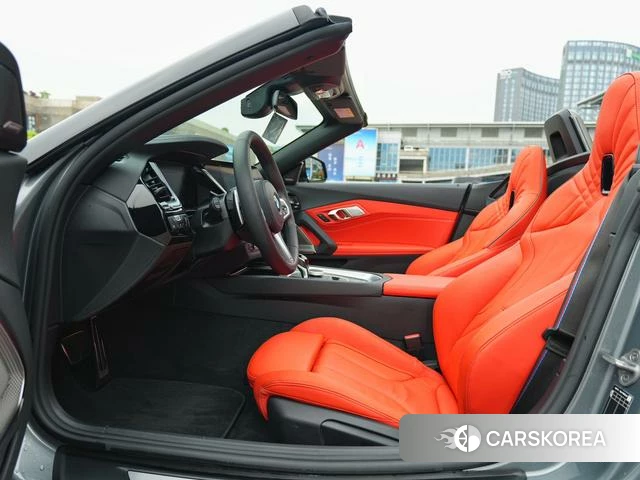 BMW Z4 2024 Серебристо-серый из Китая, фото 3