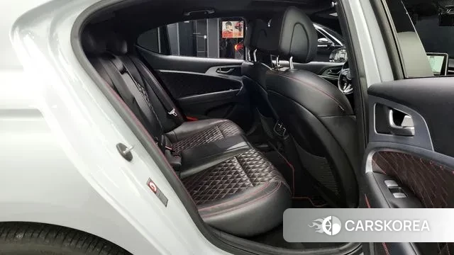 Genesis G70 2019 Серебристо-серый из Кореи, фото 3