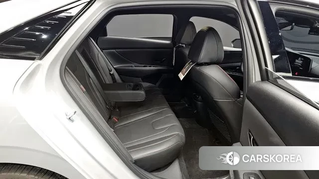 Hyundai The New Avante (CN7) 2024 Серый из Кореи, фото 3