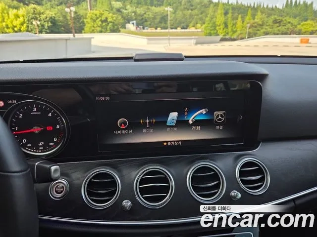 Mercedes-Benz E-Class W213 2018 Белый из Кореи, фото 3