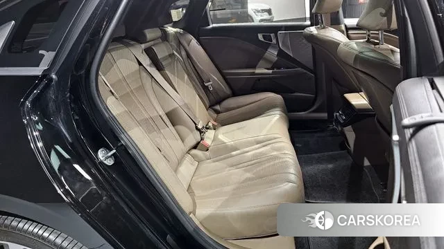 Kia K8 2022 Черный из Кореи, фото 3