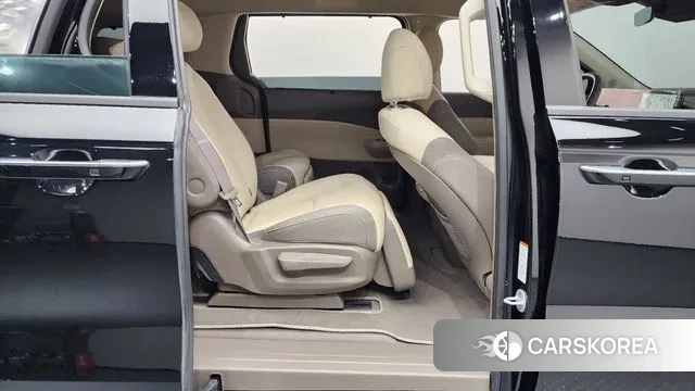 Kia The New Carnival 4th Generation 2025 Черный из Кореи, фото 3