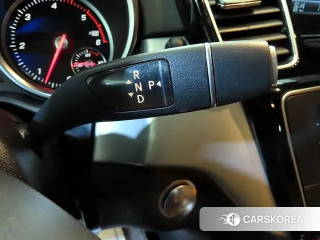 Mercedes-Benz GLE - Class W166 2018 Белый из Кореи, фото 3