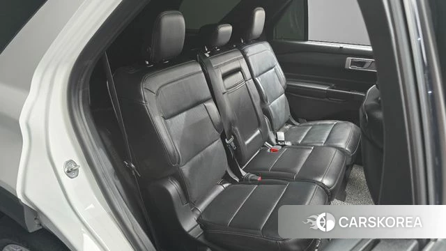 Ford Explorer 6th Generation 2019 Белый из Кореи, фото 3