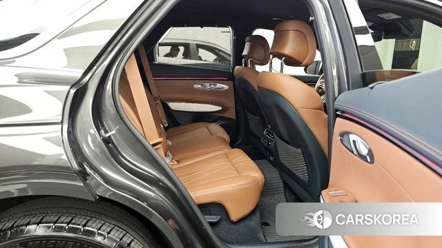 Genesis GV70 2024 Серый из Кореи, фото 3
