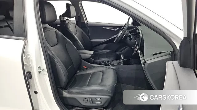 Kia Di Ol Nu Niro 2022 Белый из Кореи, фото 3