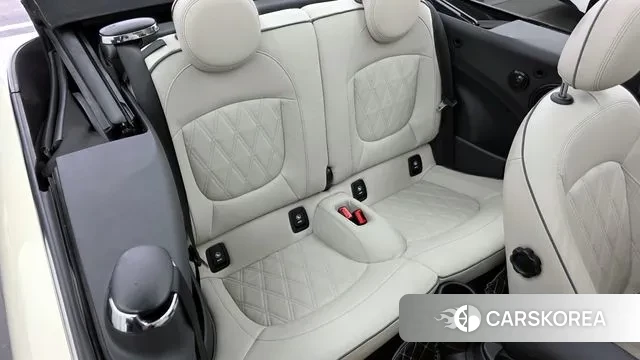 Mini Cooper S Convertible 2022 Жемчужный цвет из Кореи, фото 3