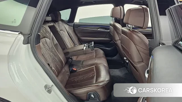 BMW 6 Series GT (G32) 2019 Белый из Кореи, фото 3