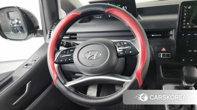 Hyundai Staria 2022 Белый из Кореи, фото 3