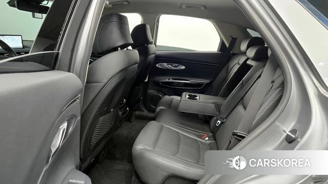 Genesis GV70 2021 Серебристо-серый из Кореи, фото 3