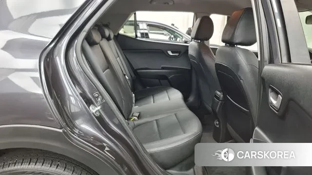 Kia Stonic 2018 Серый из Кореи, фото 3