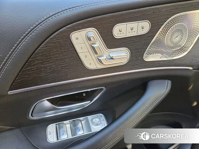 Mercedes-Benz GLS - Class X167 2022 Серебристо-серый из Кореи, фото 3