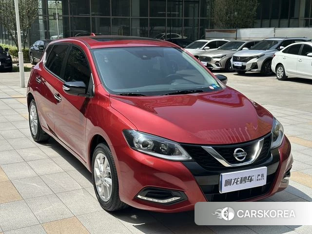 Nissan TIIDA 2021 Красный из Китая, фото 3