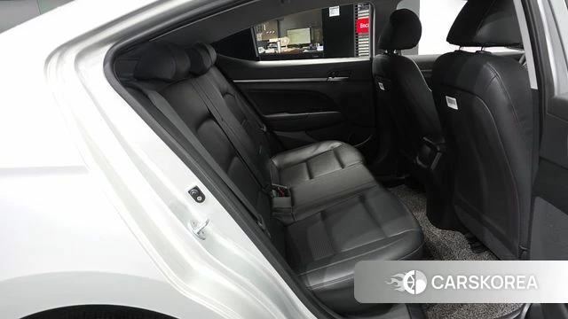 Hyundai Avante AD 2018 Серебряный из Кореи, фото 3