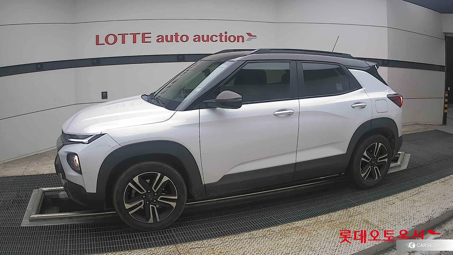 Korea G M TrailBlazer 1.35 Turbo FWD 2022 Белый из Кореи, фото 3