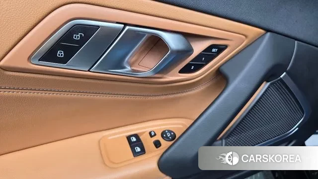 BMW Z4 (G29) 2022 Черный из Кореи, фото 3