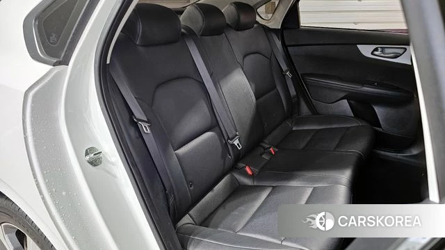 Kia The New K3 2nd generation 2022 Белый из Кореи, фото 3