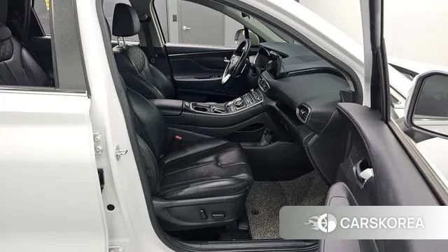 Hyundai The New Santa Fe 2021 Белый из Кореи, фото 3