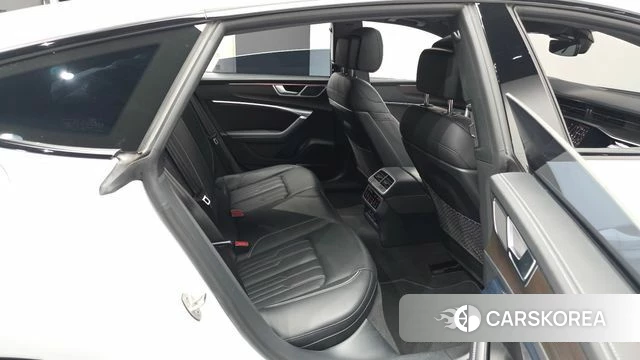 Audi A7 (4K) 2023 Белый из Кореи, фото 3