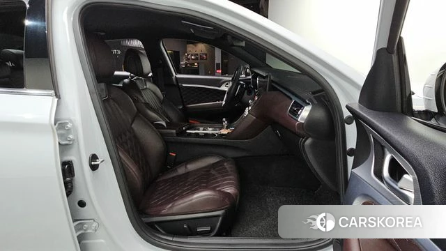 Genesis The New G70 2022 Белый из Кореи, фото 3