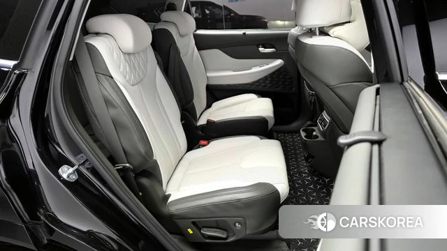 Hyundai The New Santa Fe 2023 Черный из Кореи, фото 3