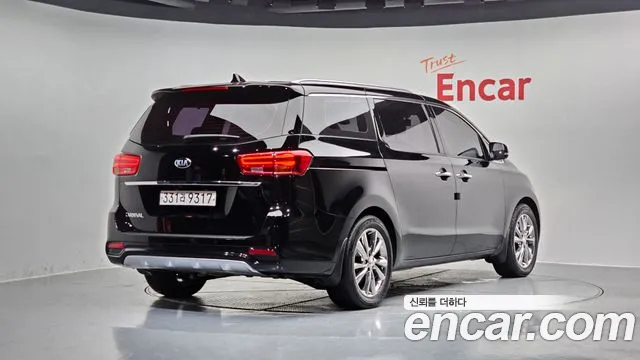 Kia The New Carnival 2019 Черный из Кореи, фото 3