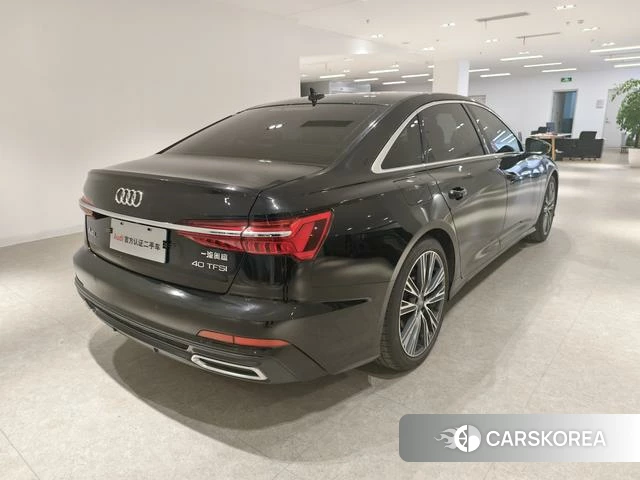 Audi A6L 2021 Черный из Китая, фото 3