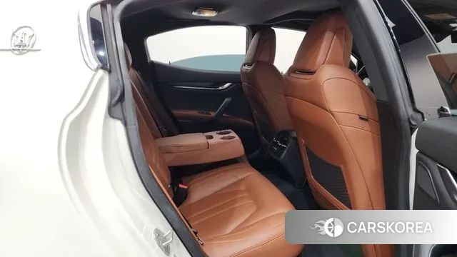 Maserati Ghibli 2018 Белый из Кореи, фото 3