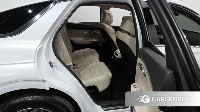 Genesis GV70 2023 Белый из Кореи, фото 3