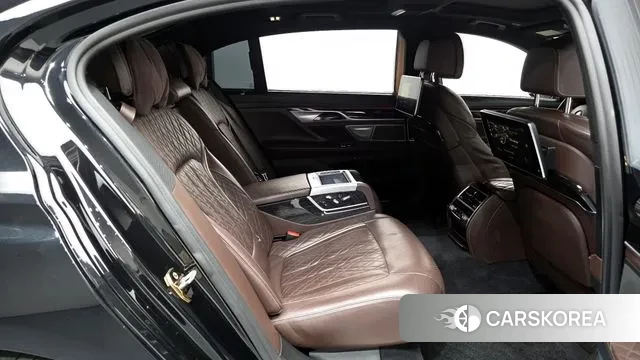 BMW 7 Series (G11) 2019 Черный из Кореи, фото 3