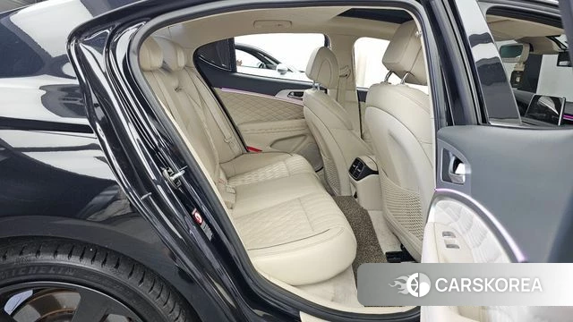 Genesis G70 2019 Черный из Кореи, фото 3