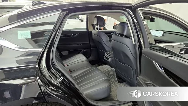 Genesis G80 (RG3) 2022 Черный из Кореи, фото 3