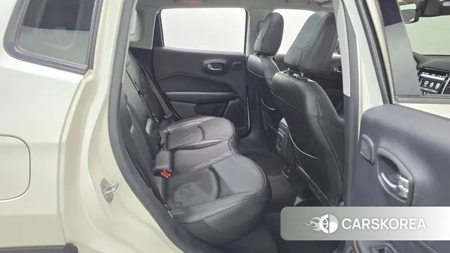 Jeep Compass 2nd Generation 2020 Жемчужный цвет из Кореи, фото 3